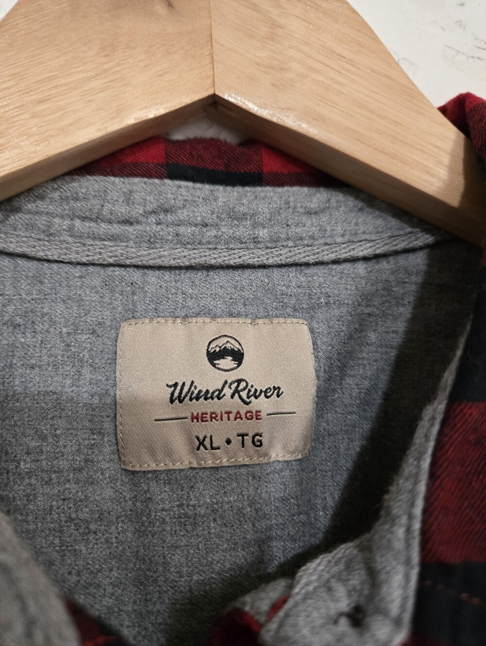 Wind River Red & Black Buffalo Plaid Button-Up Shirt - Casual Flannel - Picture 5 of 8